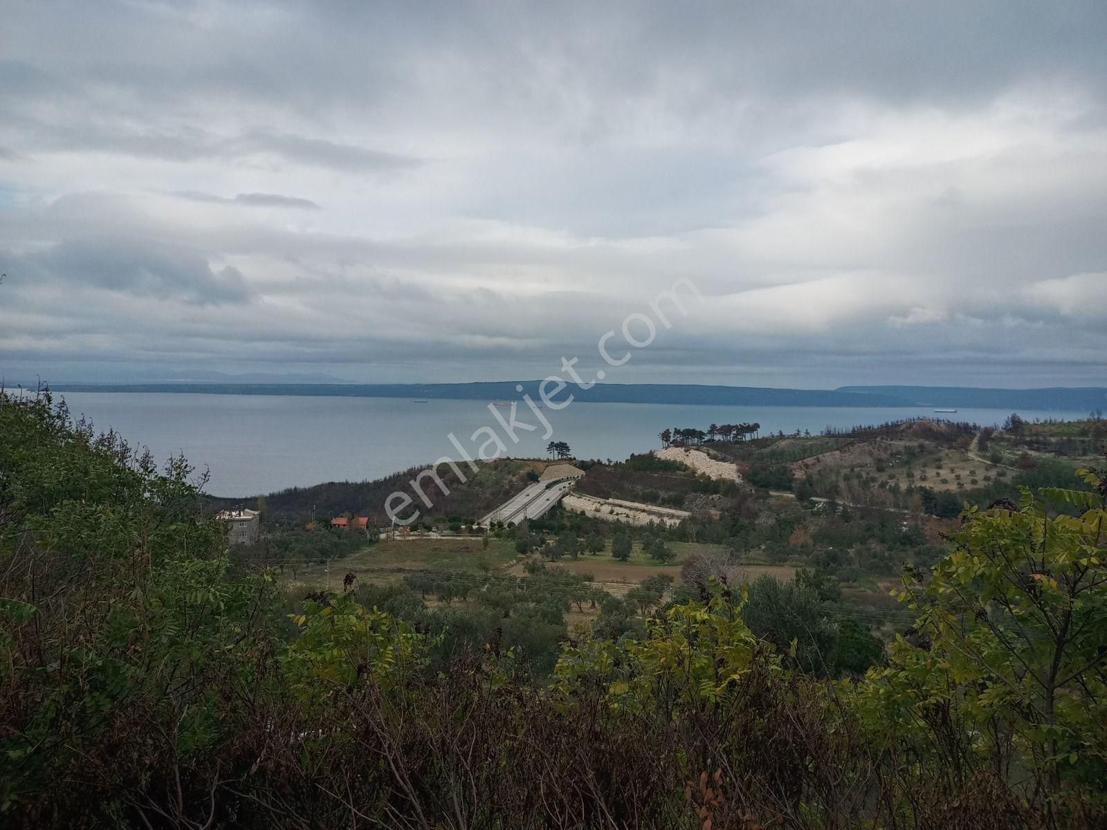 Çanakkale'de Doğa İçinde Full Boğaz Manzaralı Satılık 5+2 Villa - Görsel 6