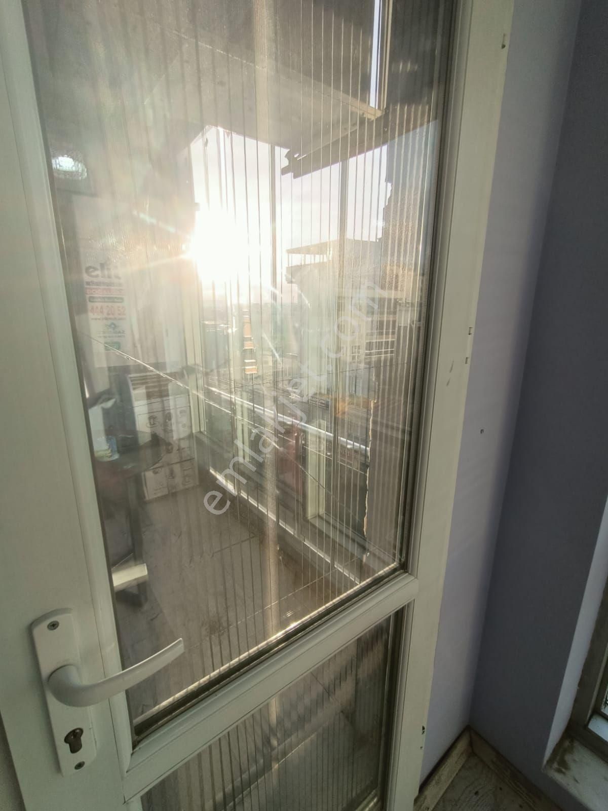 İzmir Torbalı Ayrancılar Merkezde Acill Satılık 2+1 3 Kat Daire - Görsel 28