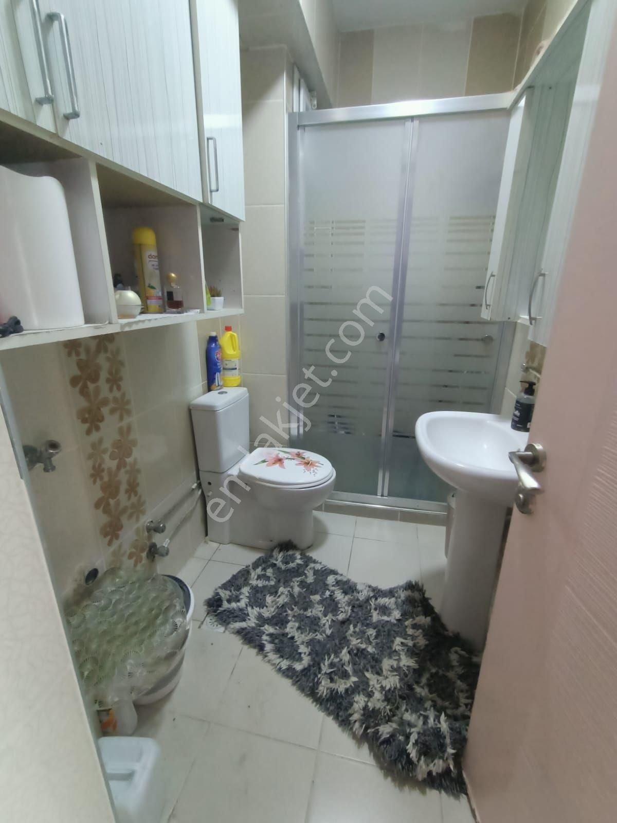 İzmir Torbalı Ayrancılar Merkezde Acill Satılık 2+1 3 Kat Daire - Görsel 4