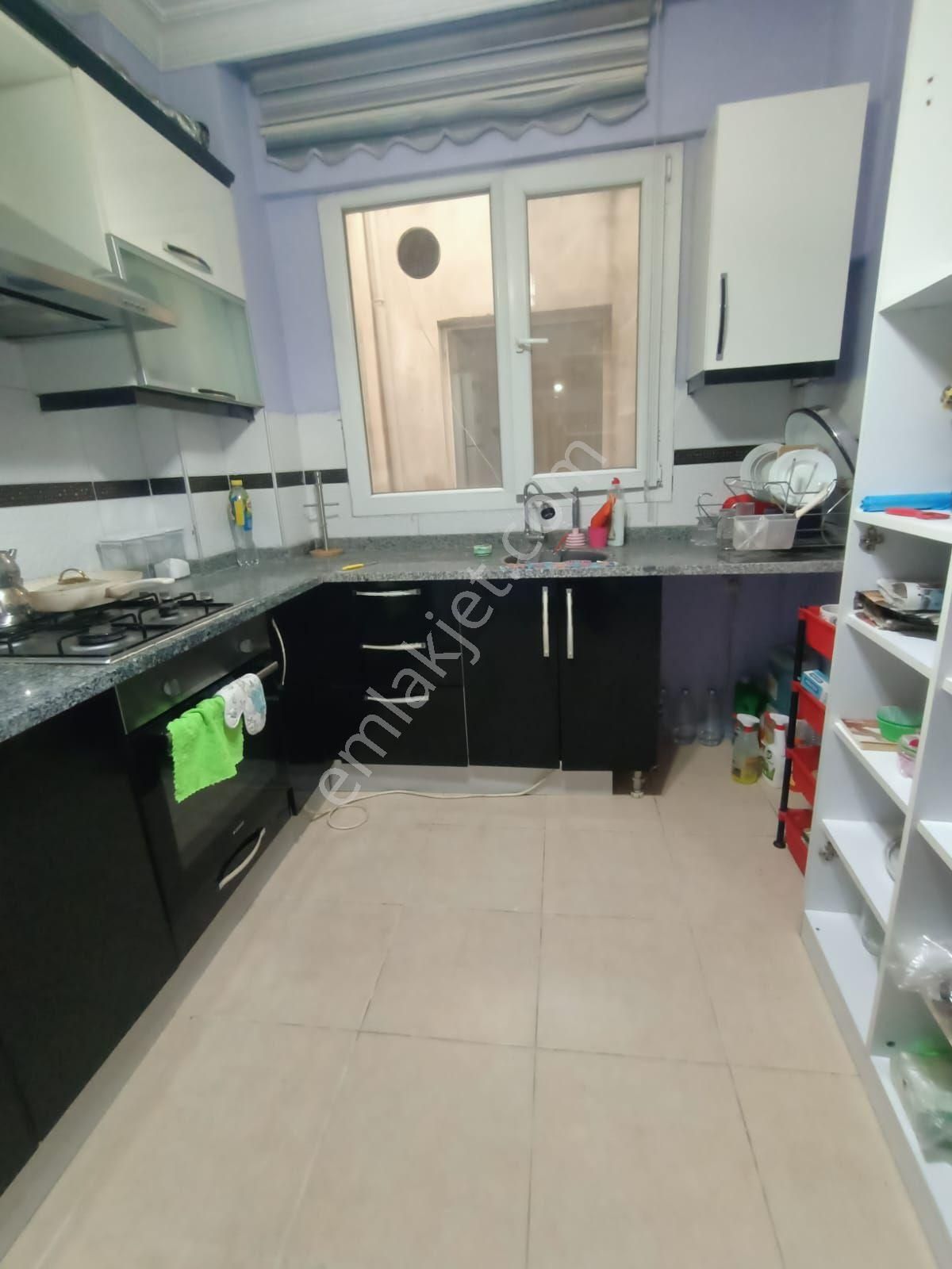 İzmir Torbalı Ayrancılar Merkezde Acill Satılık 2+1 3 Kat Daire - Görsel 2