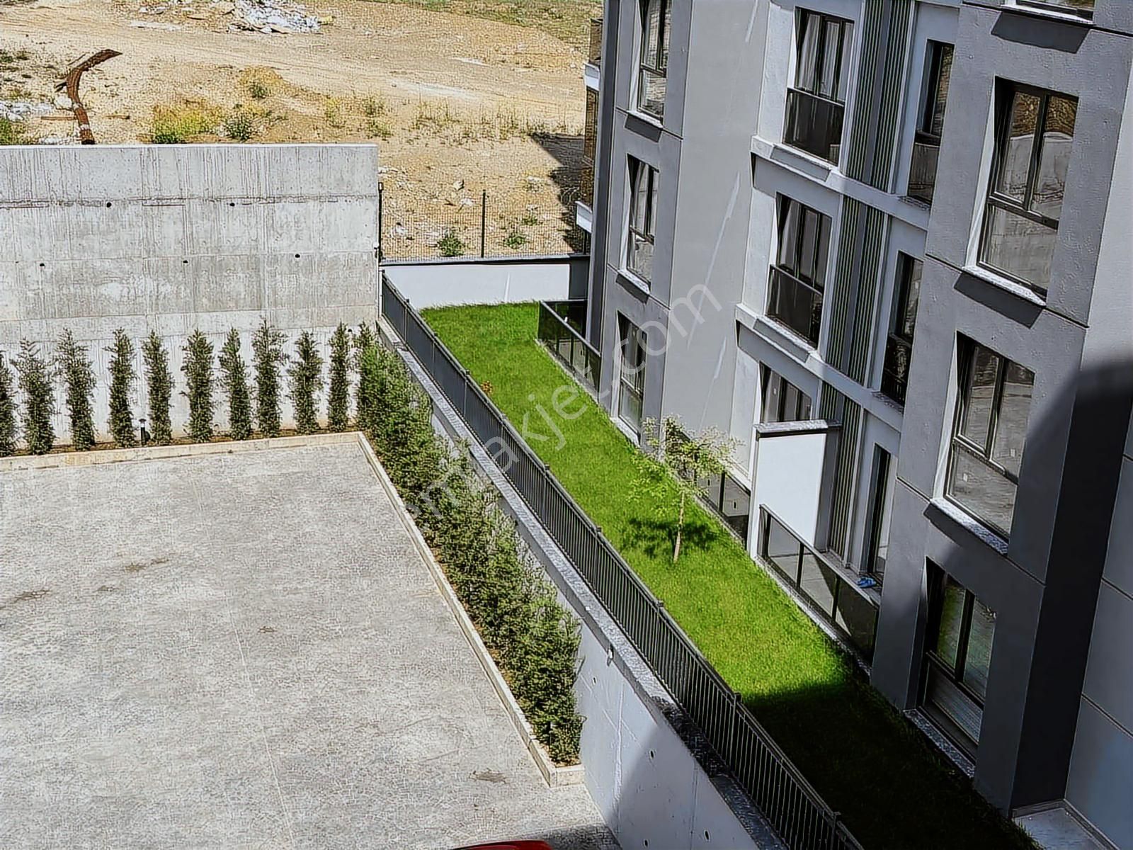 Balkan Kızılcıklıda Aile Yaşamına Uygun Sıfır Lüks 3+1 Daire - Görsel 16