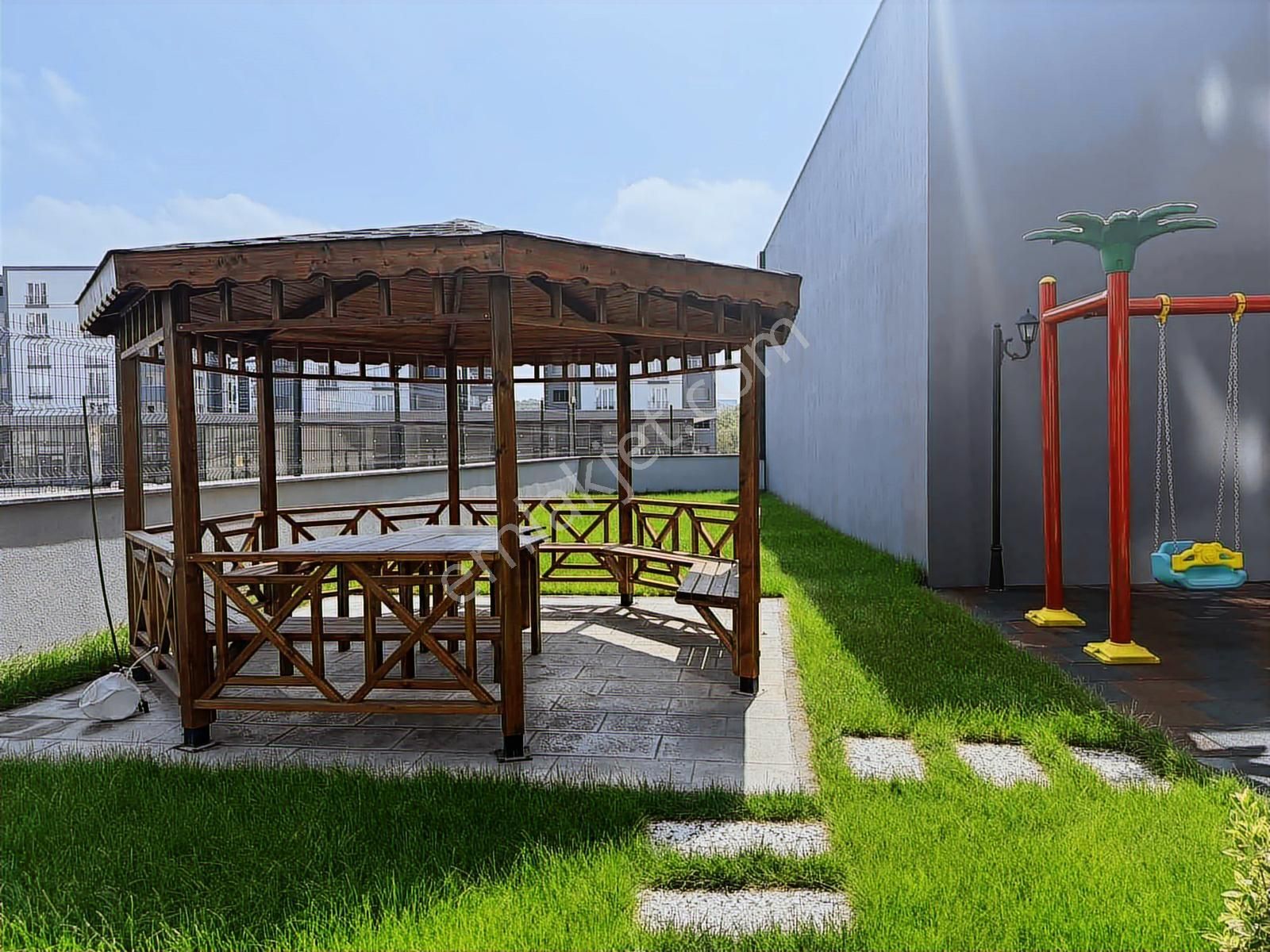 Balkan Kızılcıklıda Aile Yaşamına Uygun Sıfır Lüks 3+1 Daire - Görsel 5