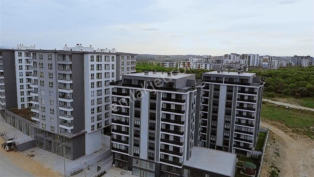 Balkan Kızılcıklıda Aile Yaşamına Uygun Sıfır Lüks 3+1 Daire - Görsel 14