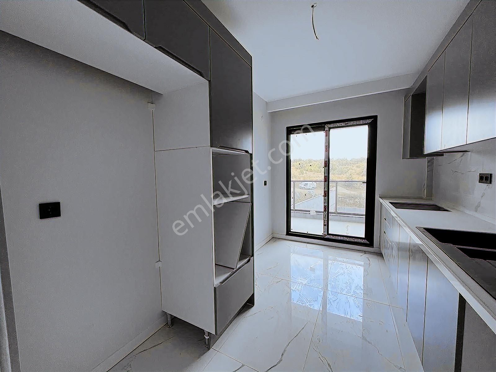 Balkan Kızılcıklıda Aile Yaşamına Uygun Sıfır Lüks 3+1 Daire - Görsel 18