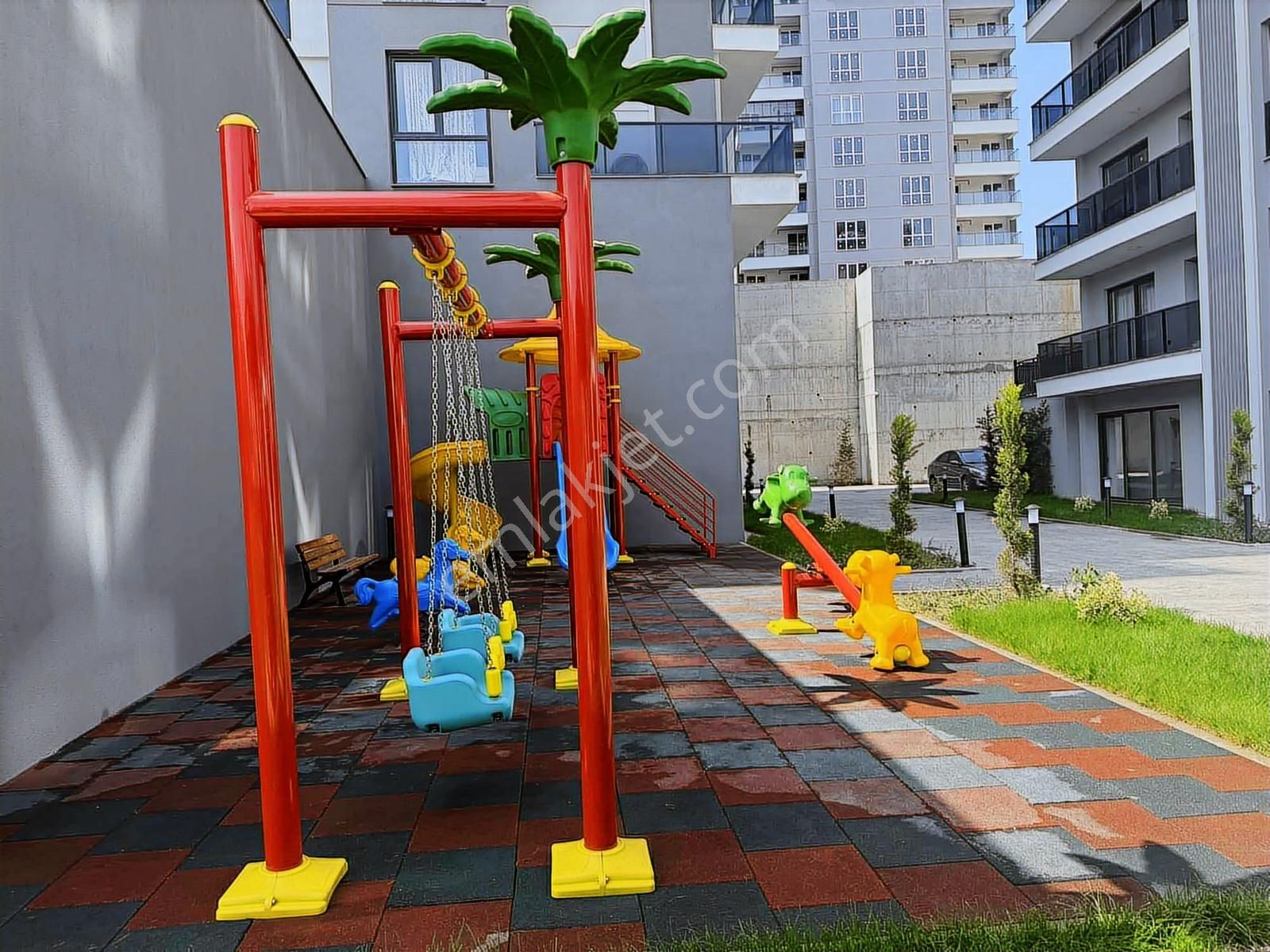 Balkan Kızılcıklıda Aile Yaşamına Uygun Sıfır Lüks 3+1 Daire - Görsel 3