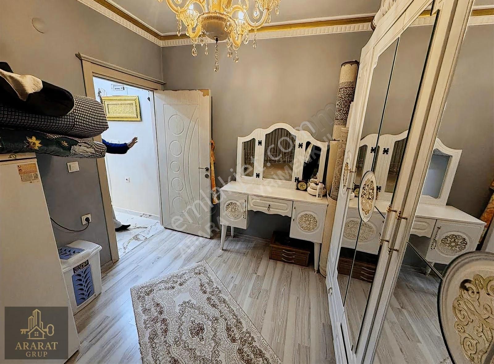 Ararat Gayrimenkul'den Satılık Masrafsız 2+1satılık Fırsat Daire - Görsel 6