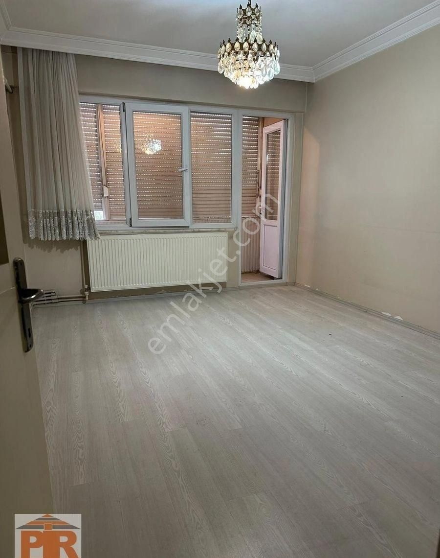 Balık Pazarında 2+1 Satılık Daire