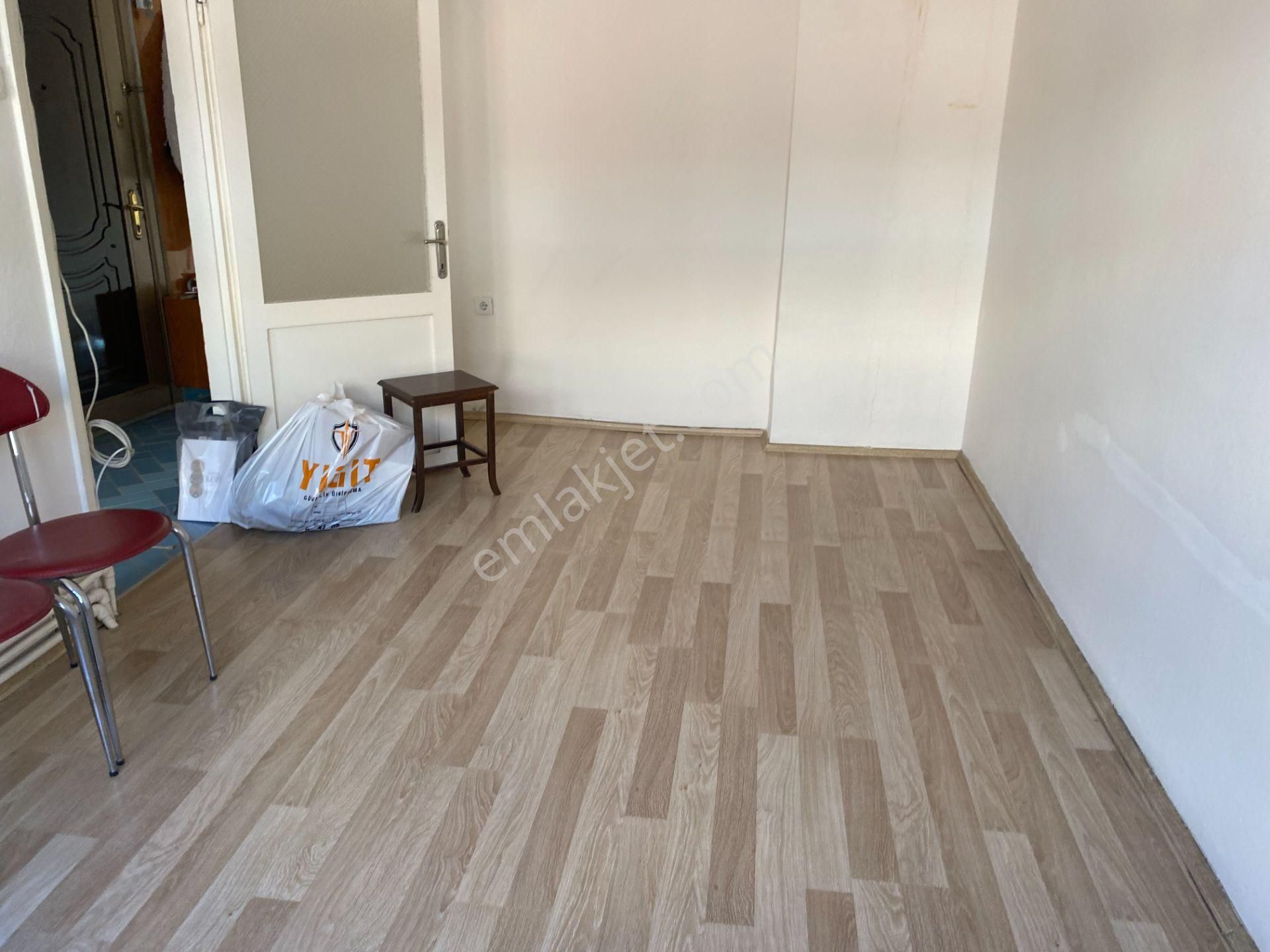 Destan-066-küçükhamam-uzunyusuf-okulu-civarı-3-oda-1-salon-100m2-son-3.kat-kombili-açıklama-oku - Görsel 22