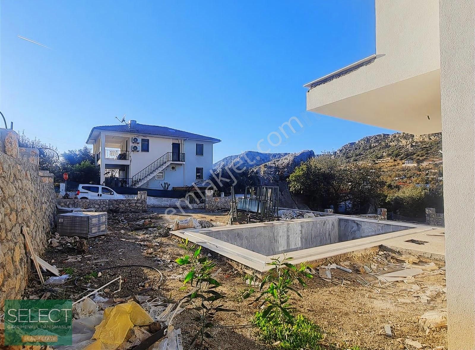 Select'ten Marmaris Söğütte Satılık Sıfır Havuzlu 4+1 Villa - Görsel 8