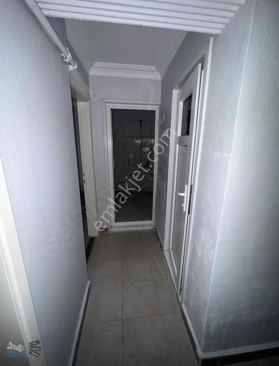 Ortapazar Cadde Üzerinde Satılık 2+1 Daire - Görsel 5