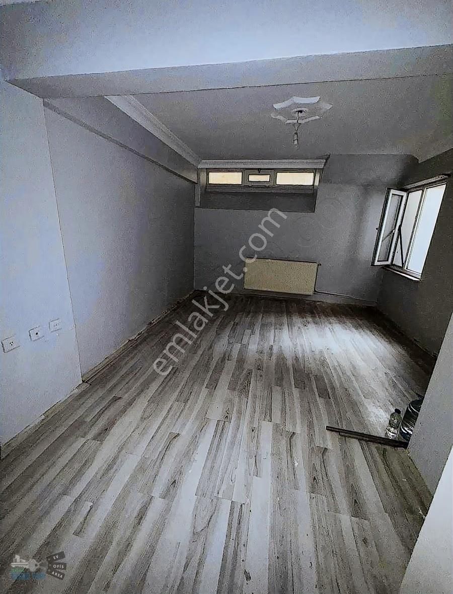 Ortapazar Cadde Üzerinde Satılık 2+1 Daire - Görsel 17