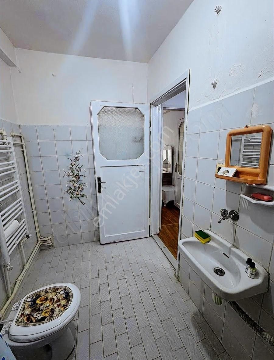 Tema Emlaktan Yavuz Mah Eşyalı Lokasyonu Güzel Satılık 2+1 Daire - Görsel 2