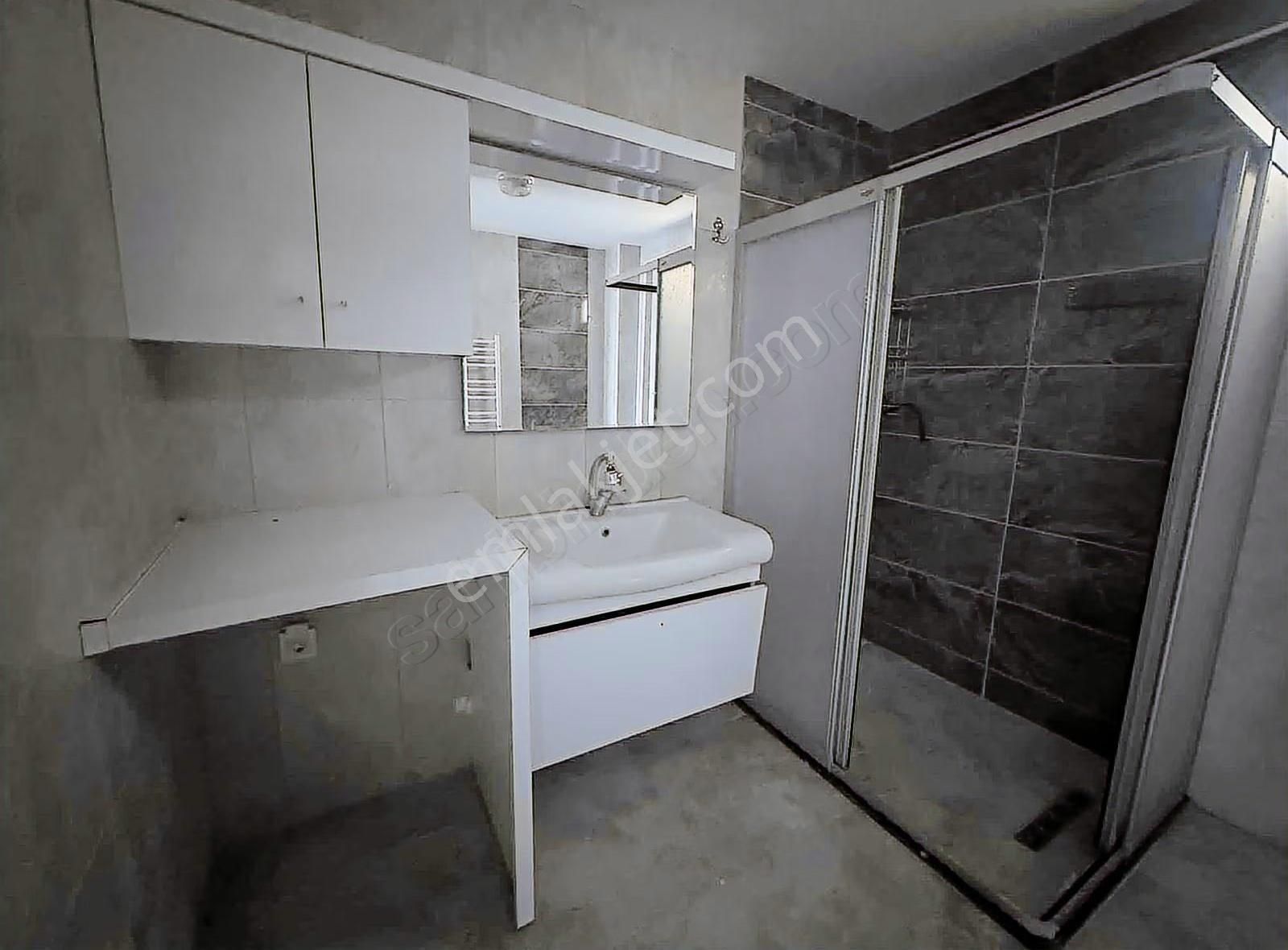 Tema Emlaktan Ortacami Mah Deniz Manzaralı Kiralık 3+1 Daire - Görsel 24