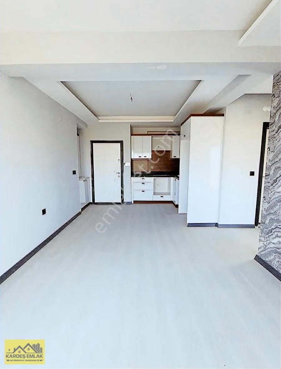 Ertuğrulgazi De Lüks Yapılı 2+1 Açık Mutfak Kiralık Daire