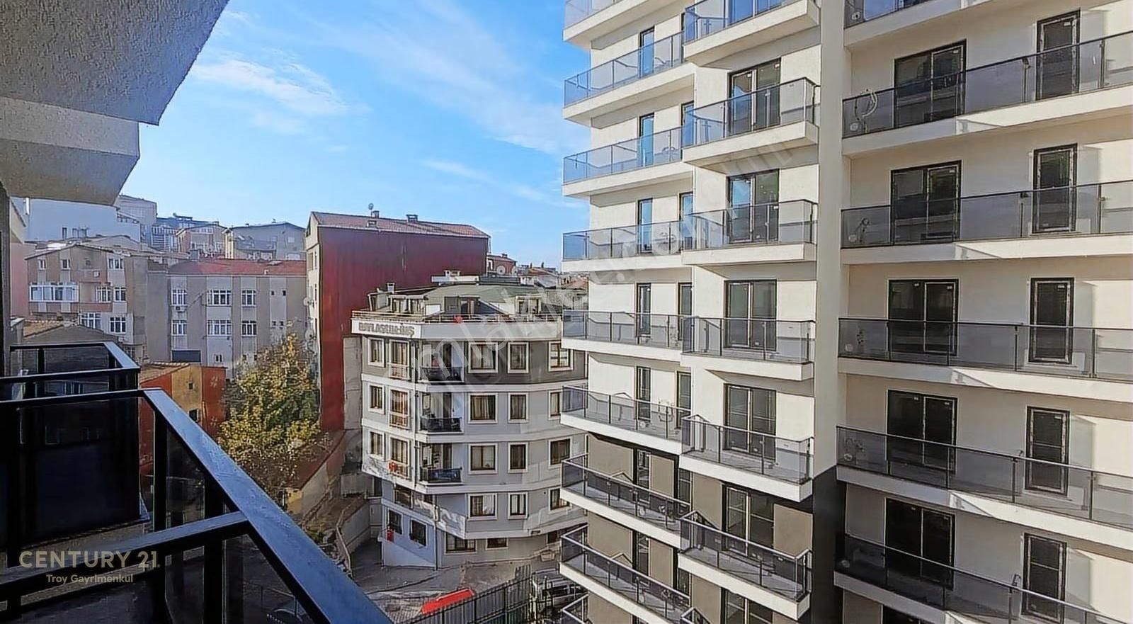 Talatpaşa Mari Vadi Evleri 2+1 Metrobüs Hattı Yanı Oturuma Hazır - Görsel 11