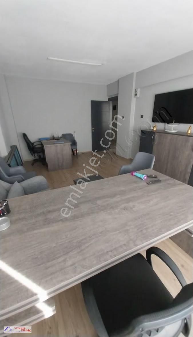 Urla Tam Merkezde Eşyalı Kiralık Ofis - Görsel 5