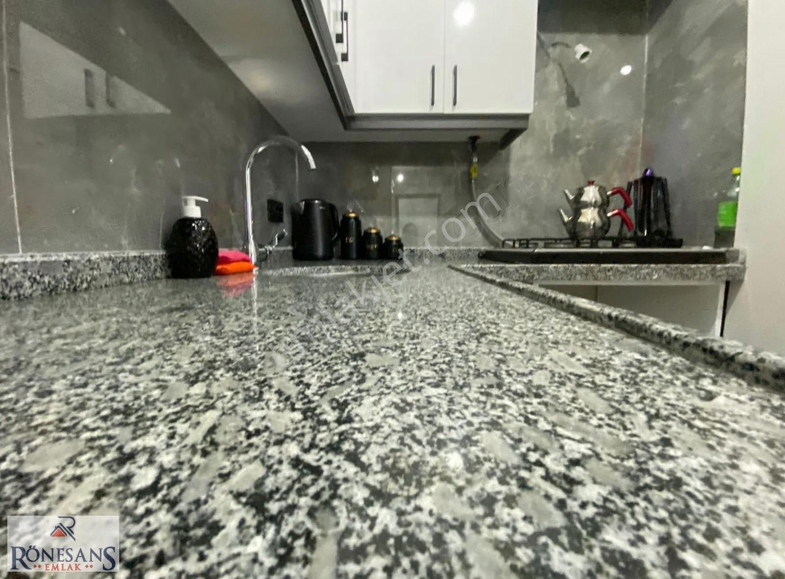 Rönesans Emlak'tan Fırsat Eşyalı 1+1 - Görsel 13