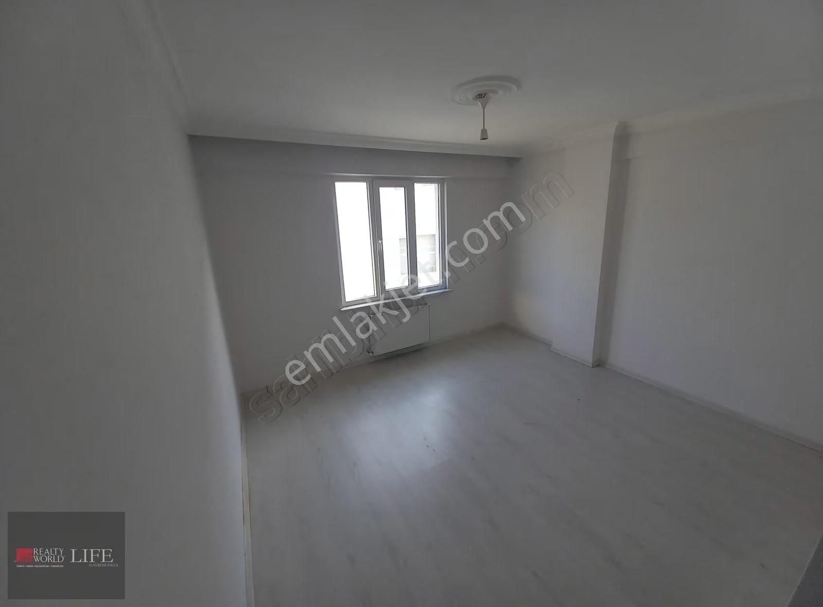 Rwlıfe// Emek Mahallesi Ercanlar Sokakta Kiralık 2+1 Daire - Görsel 20