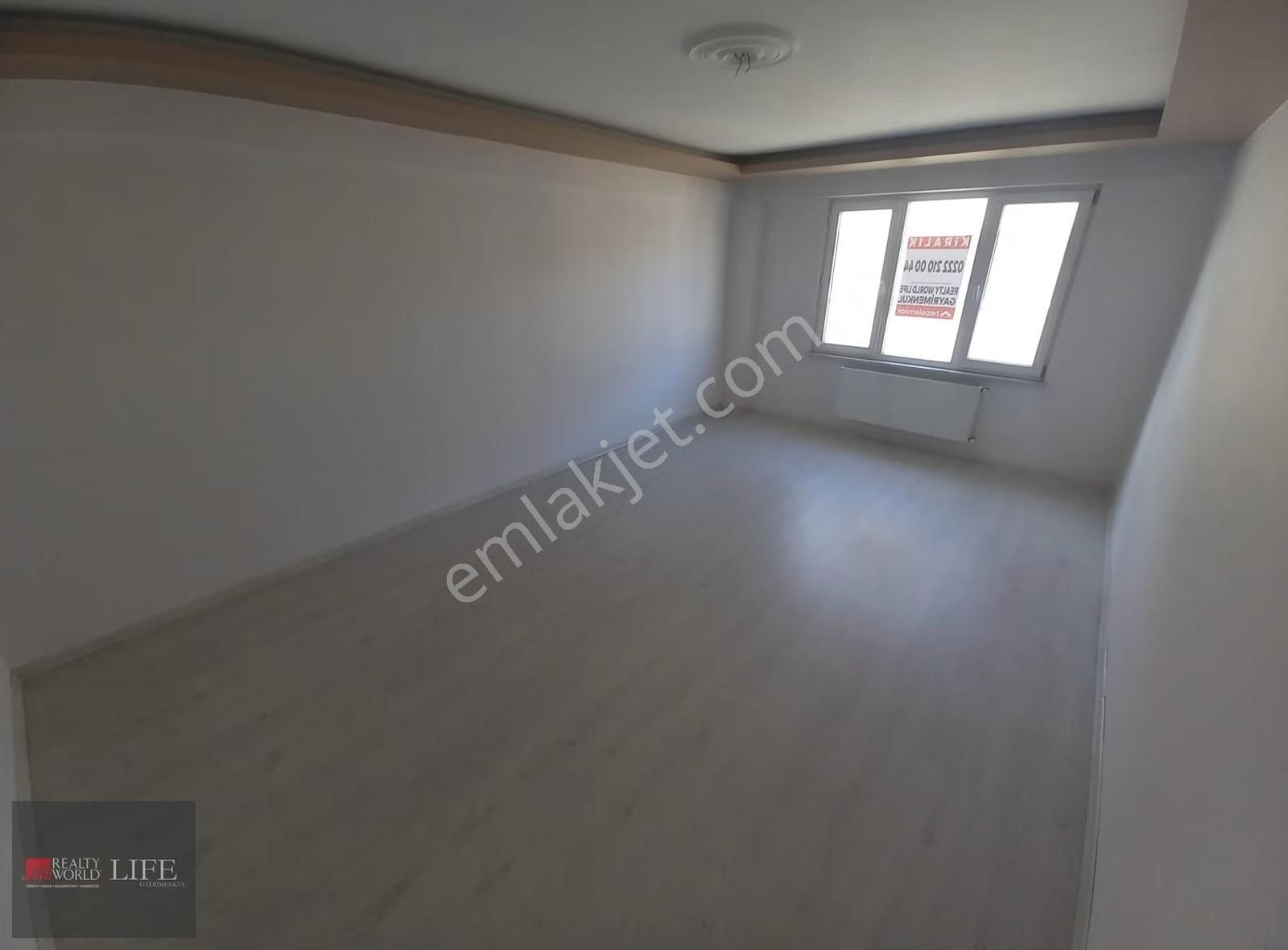 Rwlıfe// Emek Mahallesi Ercanlar Sokakta Kiralık 2+1 Daire - Görsel 15