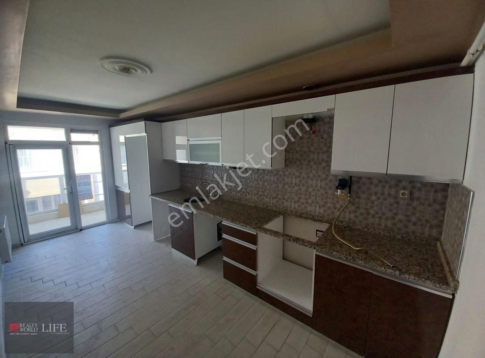 Rwlıfe// Emek Mahallesi Ercanlar Sokakta Kiralık 2+1 Daire - Görsel 24