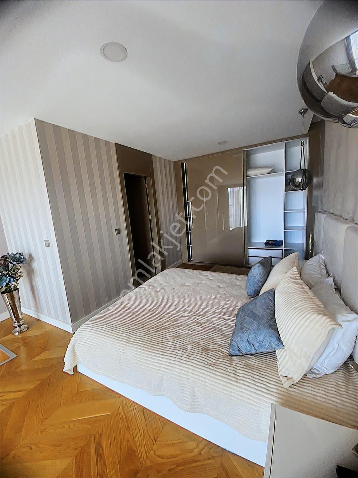 Basın Ekspires Loft Valentine' De 1+1 93 M2 1+1 Daire - Görsel 20