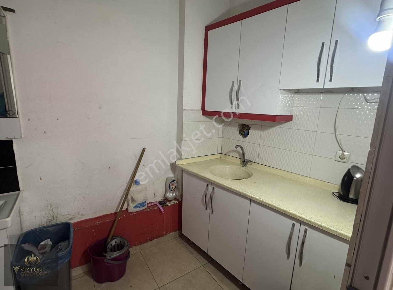 Vizyon' 12 Yıllık Aktif Kurulu Düzen İş Yeri