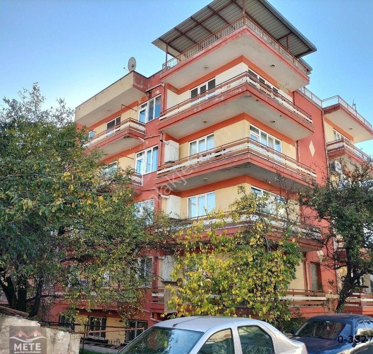 26 Evlerde Satılık 3+1 Daire