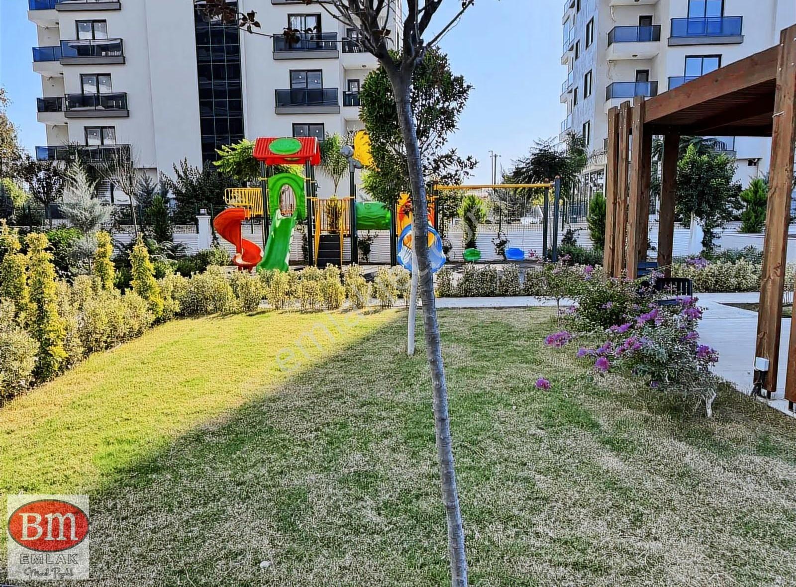 Bm"den Denize Yakın Tatil Köyü Tadında 2+1 Lüks Aquaparklı Daire - Görsel 26