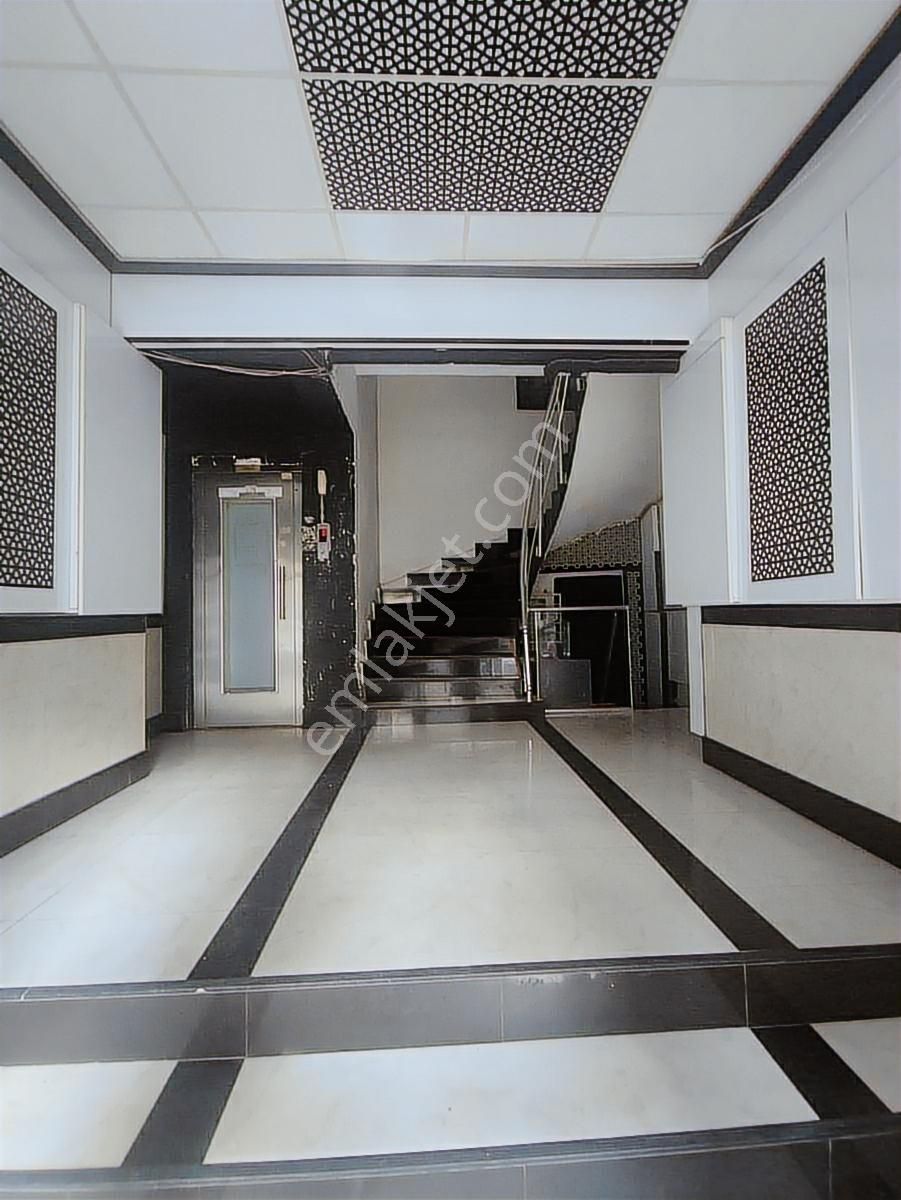 Halıcılar Ana Caddede Satılık Asansörlü Daire - Görsel 20