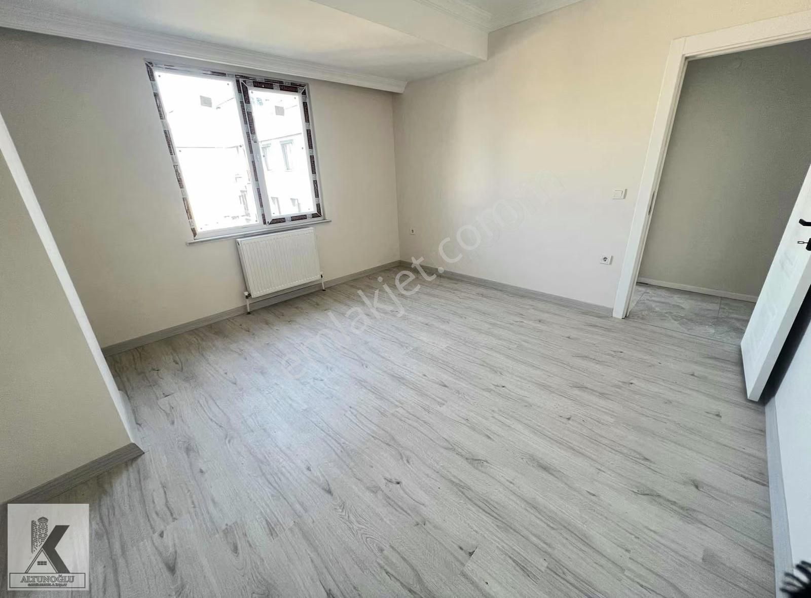 3+1 Cihangir Kaymakamlık Metrobüs Cadde Üzerinde Sıfır Ara Kat - Görsel 14