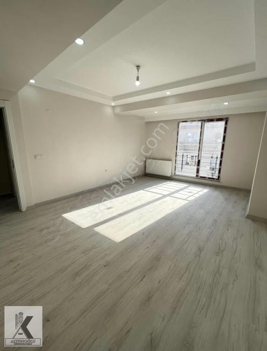 3+1 Cihangir Kaymakamlık Metrobüs Cadde Üzerinde Sıfır Ara Kat - Görsel 32