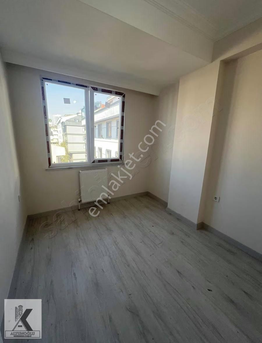 3+1 Cihangir Kaymakamlık Metrobüs Cadde Üzerinde Sıfır Ara Kat - Görsel 9