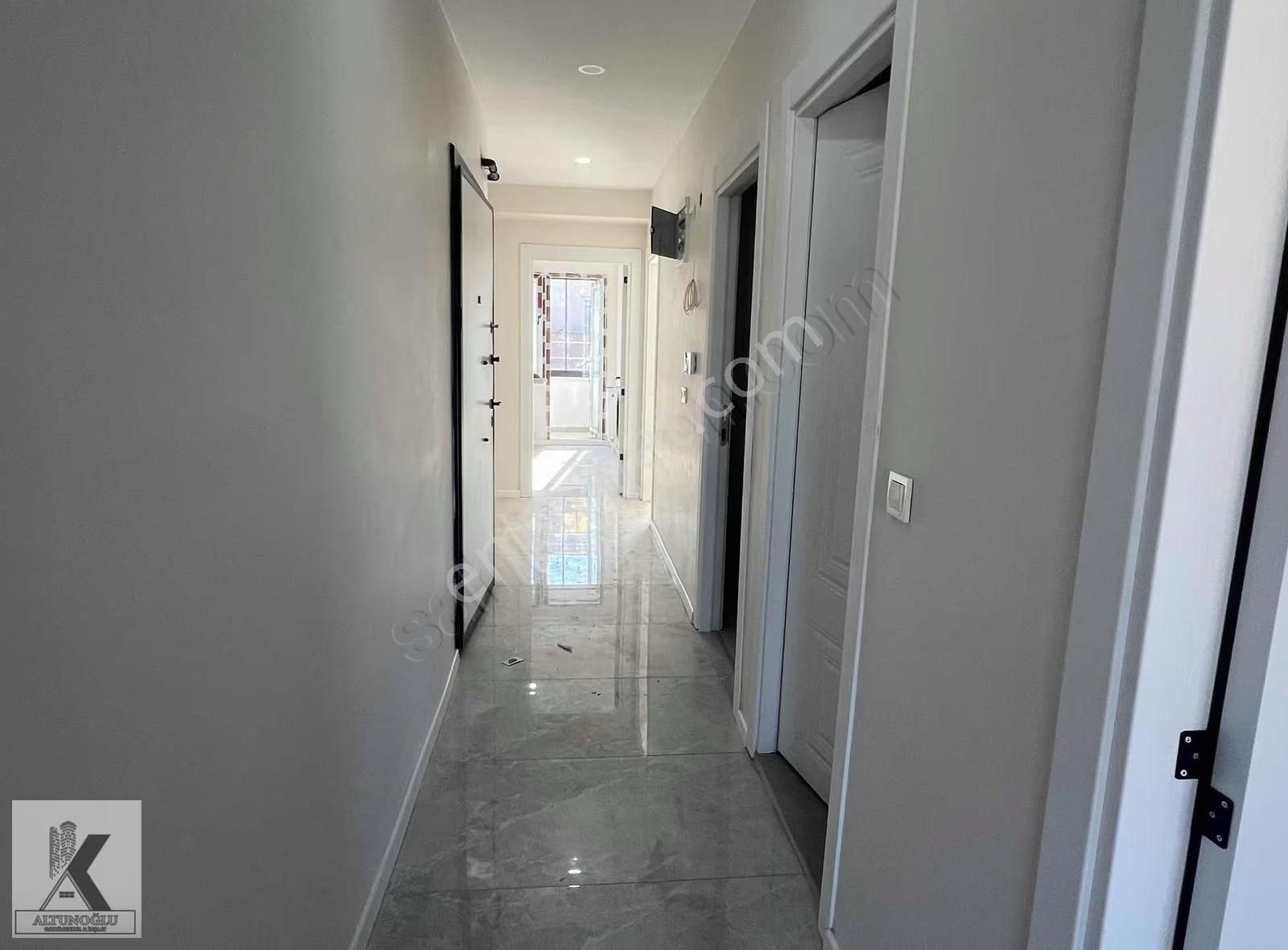 3+1 Cihangir Kaymakamlık Metrobüs Cadde Üzerinde Sıfır Ara Kat - Görsel 10