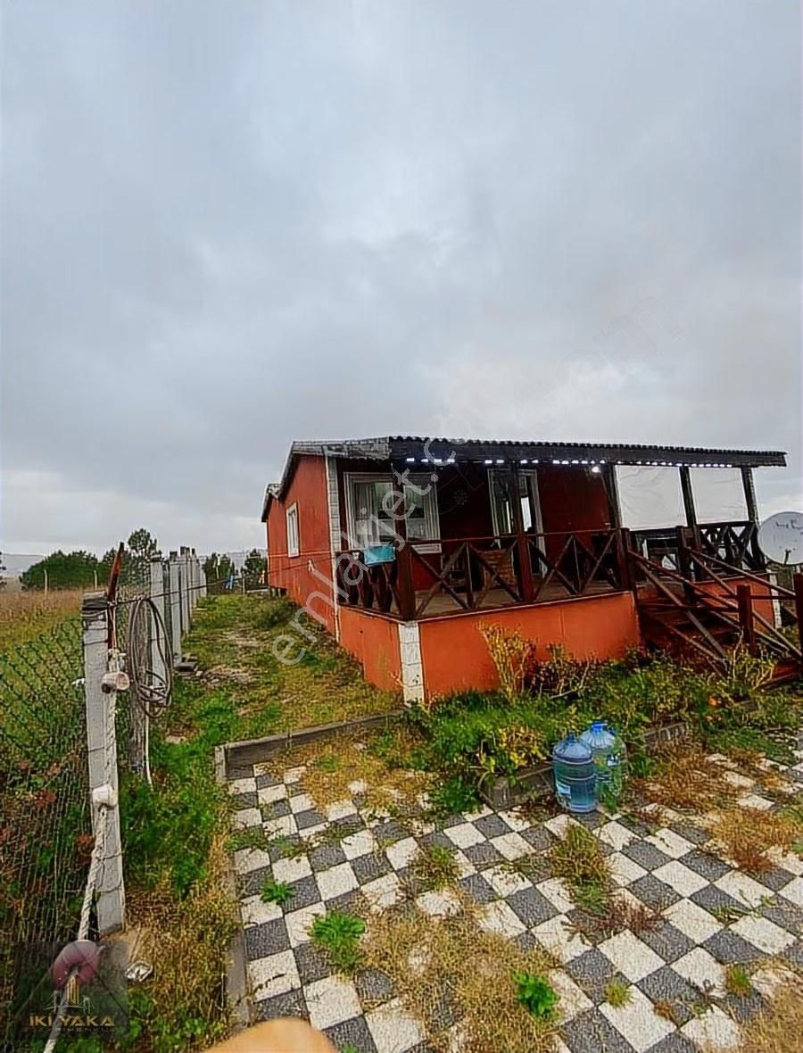 Kapı Numarası Alınmış Müstakil Ev Ve Arazi