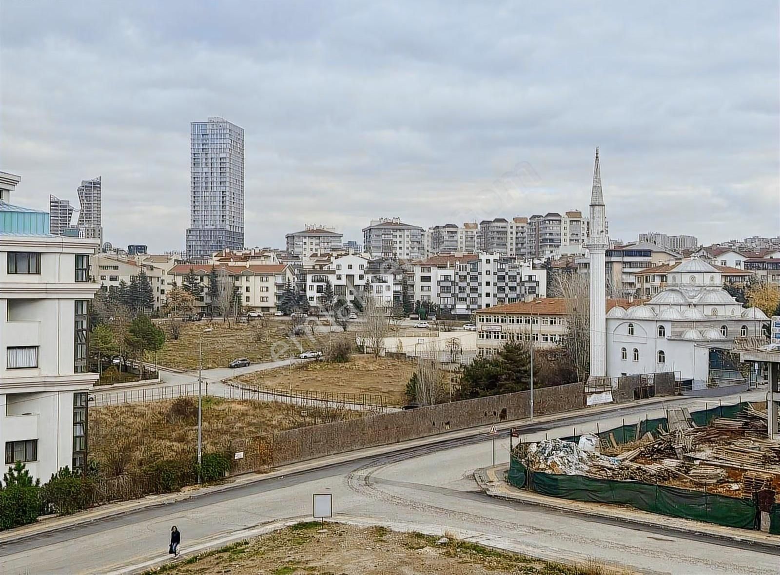 Pogadan Süper Lokasyonda Her Odası Aydınlık Ve Manzaralı 4+1 - Görsel 29