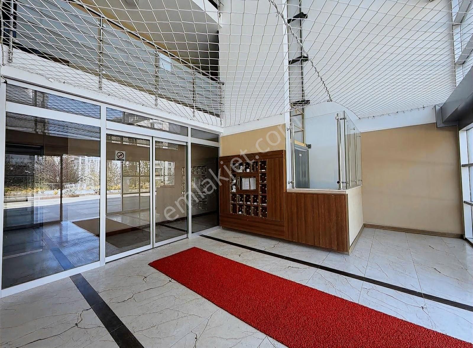 Pogadan Süper Lokasyonda Her Odası Aydınlık Ve Manzaralı 4+1 - Görsel 14