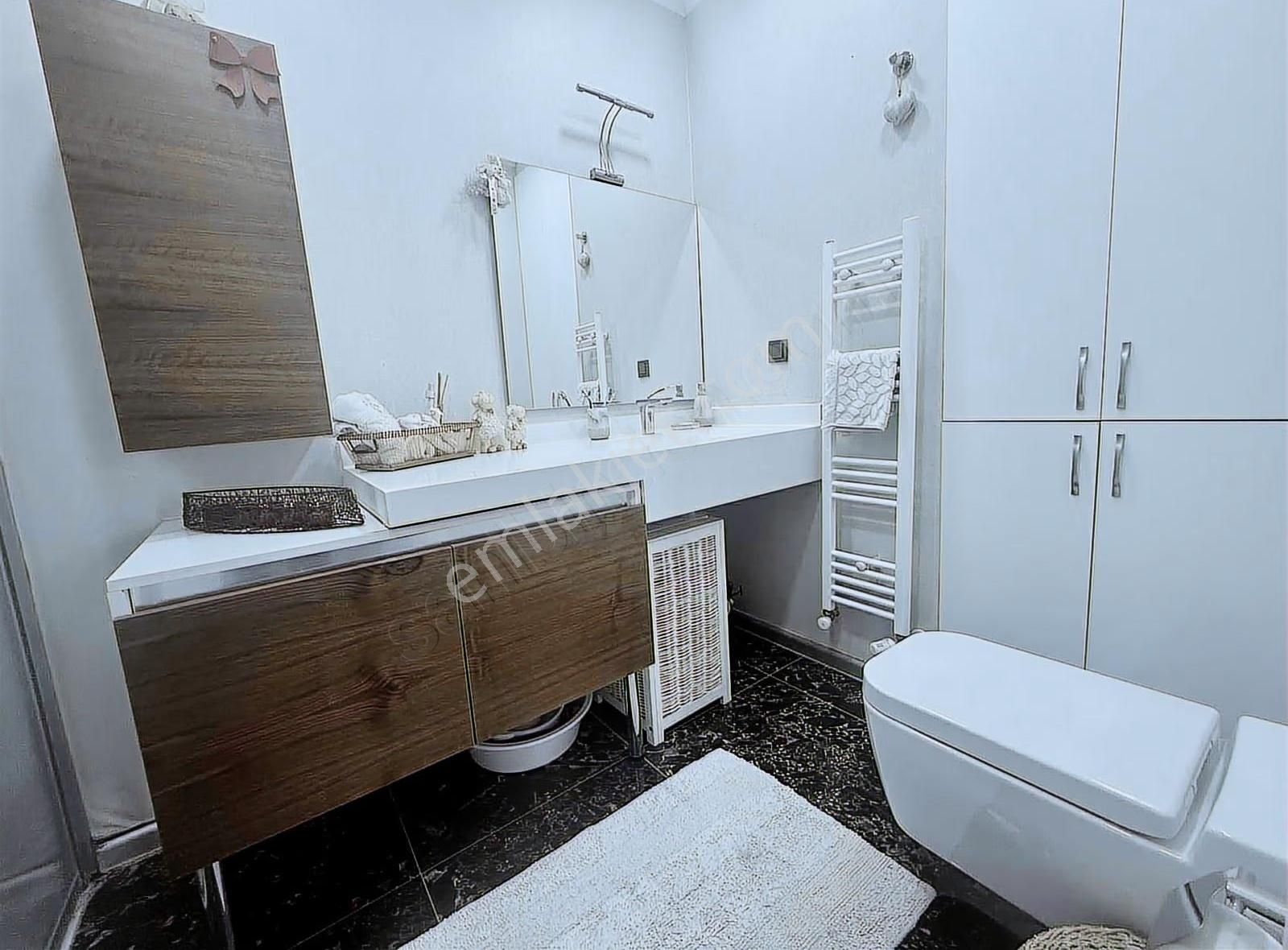 Pogadan Süper Lokasyonda Her Odası Aydınlık Ve Manzaralı 4+1 - Görsel 15