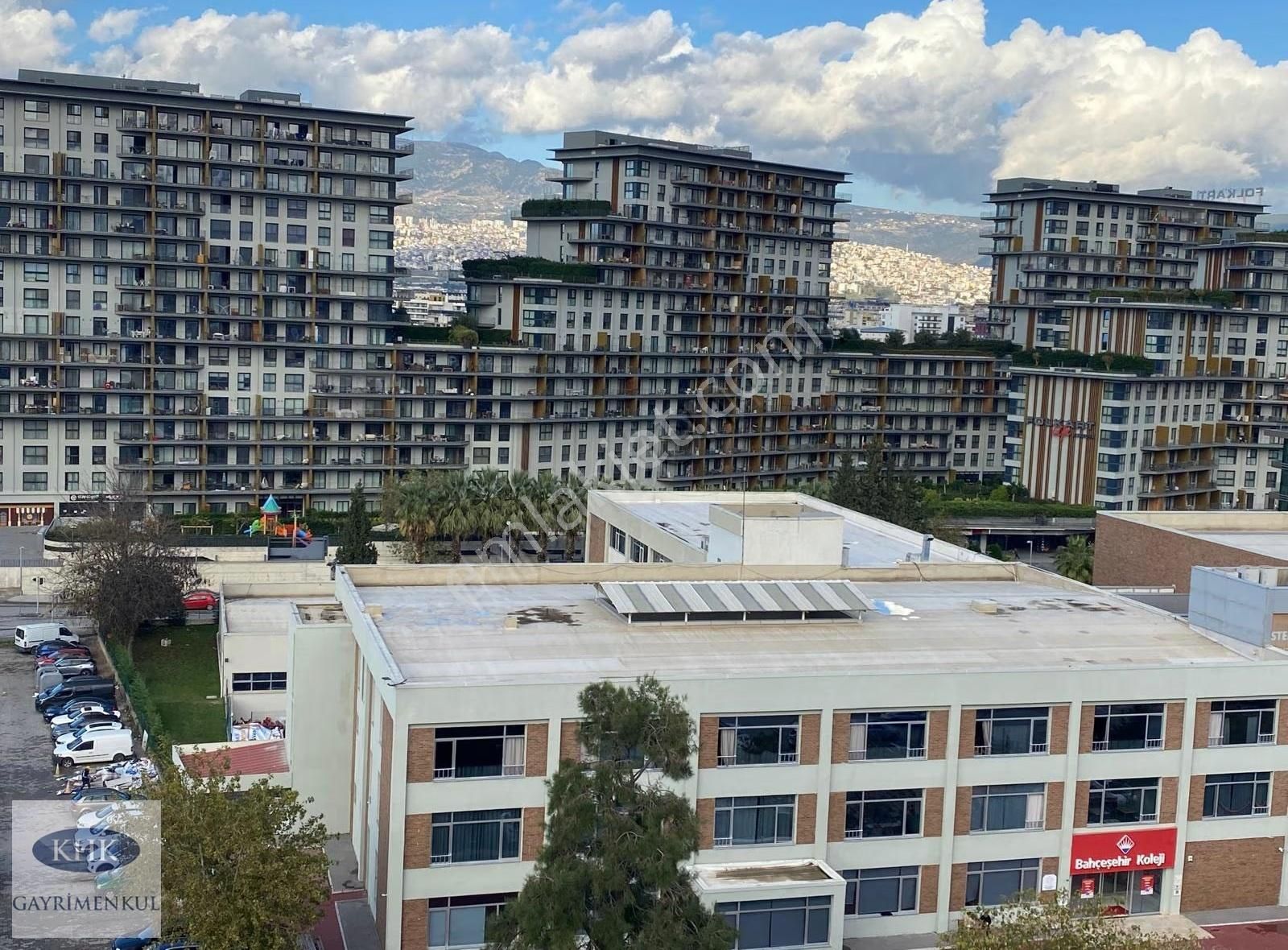 Goldiva Güney Sitesinde 2+1 Geniş Lüks Eşyalı Satılık Daire