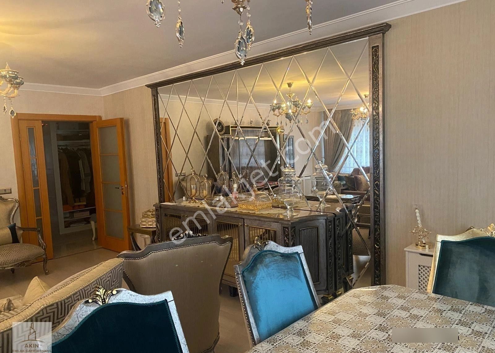 Esenler Kemer Park Evleri 4,5+1 Eşyalı Harika Kiralık Daire - Görsel 2