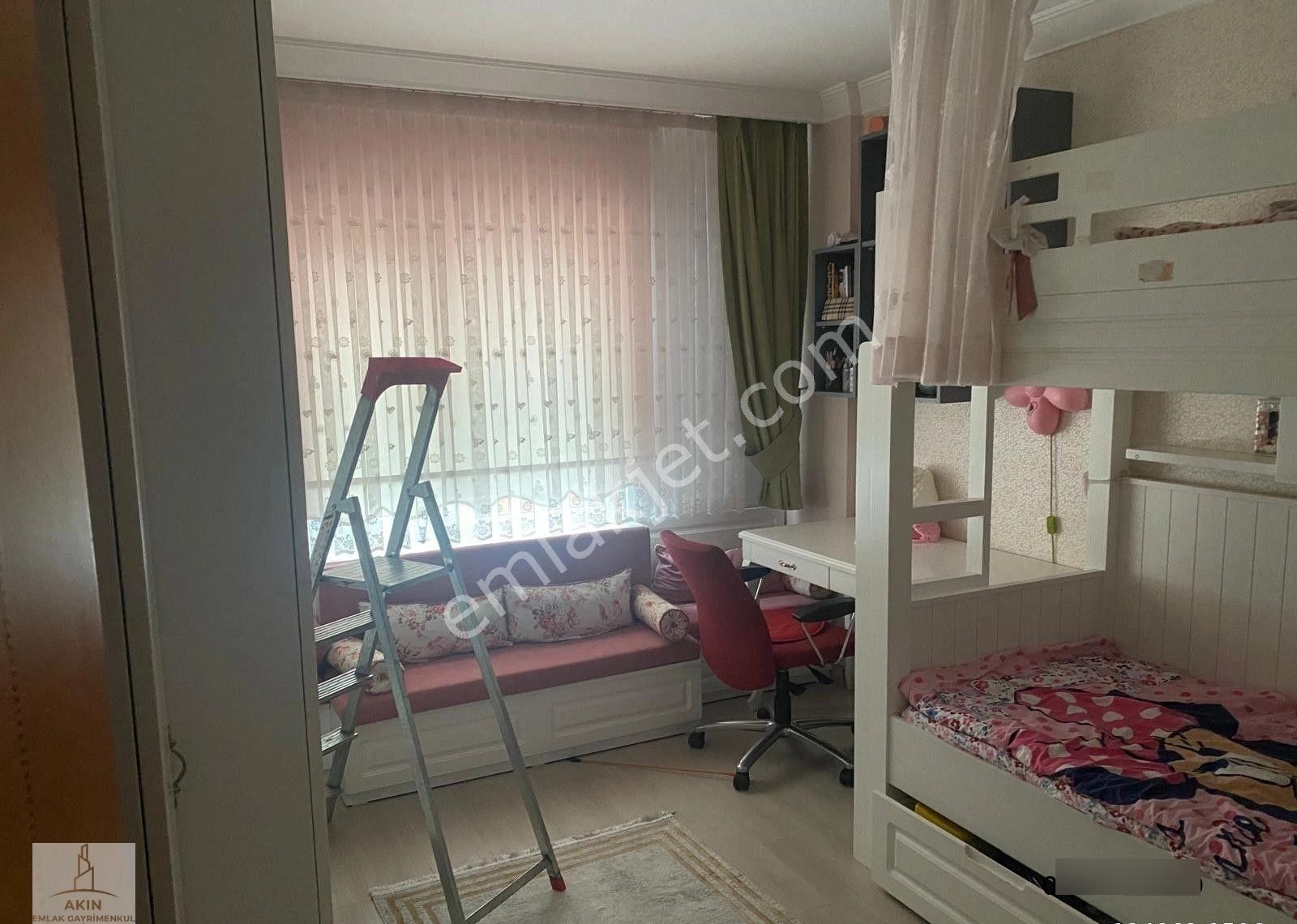 Esenler Kemer Park Evleri 4,5+1 Eşyalı Harika Kiralık Daire - Görsel 14