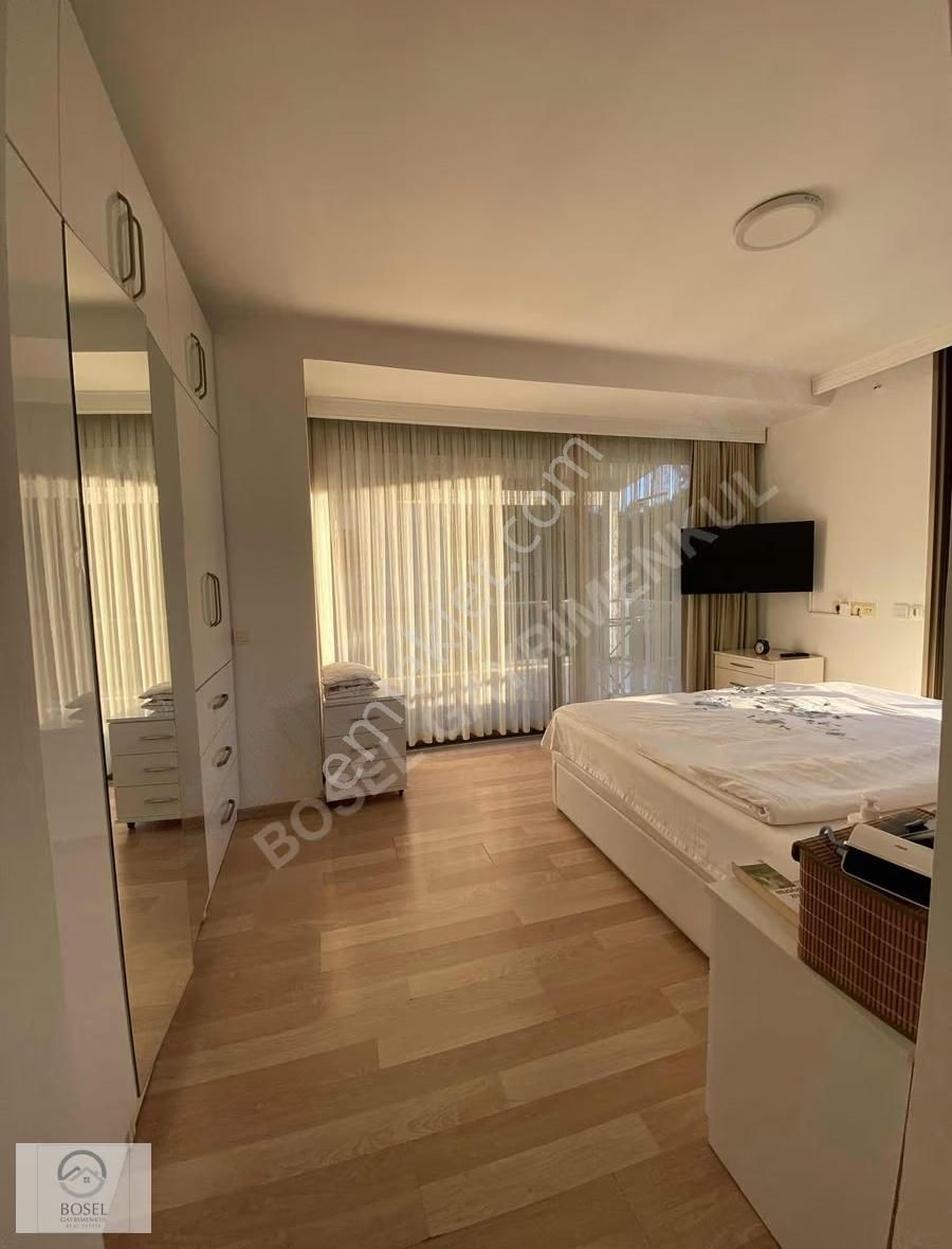 Konacık Satılık Triplex Villa - Görsel 14