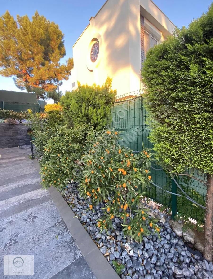 Konacık Satılık Triplex Villa - Görsel 25