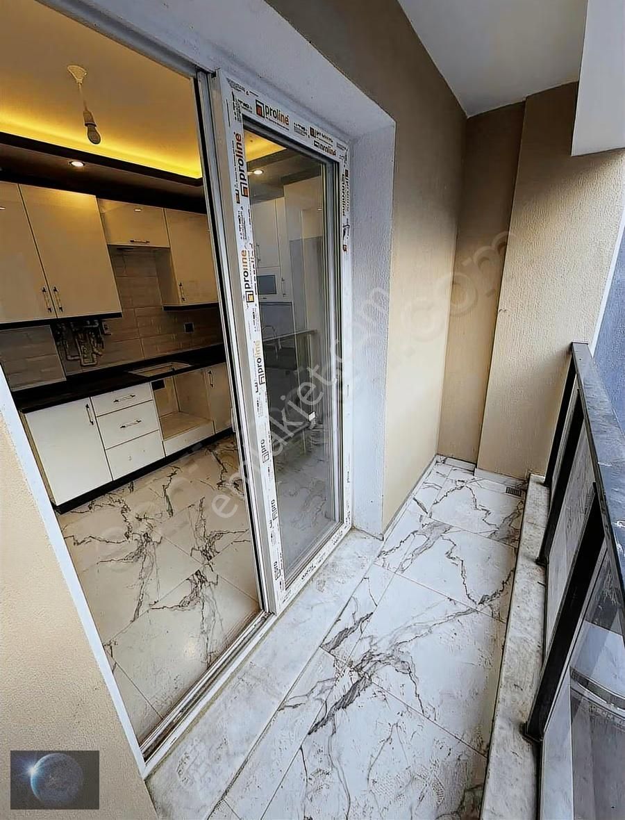 Buca İnönü'de Satılık 3 Katlı Sıfır Müstakil - Görsel 32