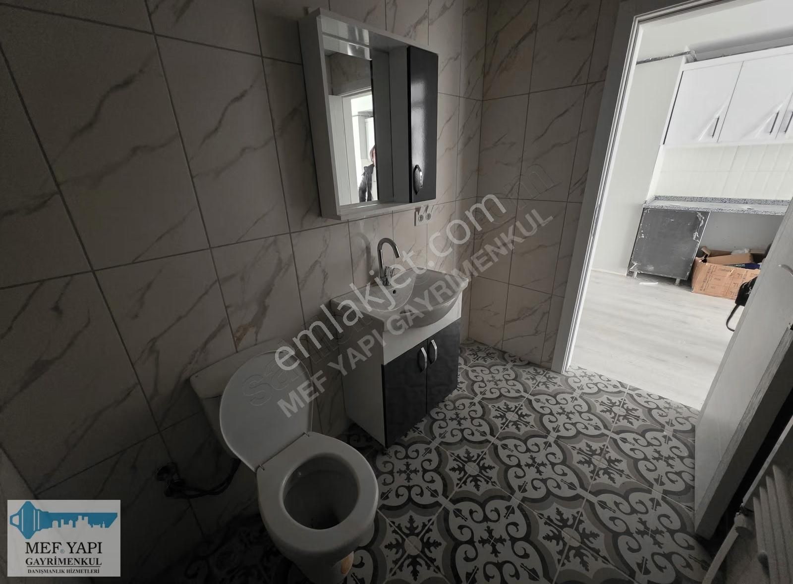 Mefe Yapı'dan Havuzlu Sitede Fırsat Satılık 1+1 Daire - Görsel 13