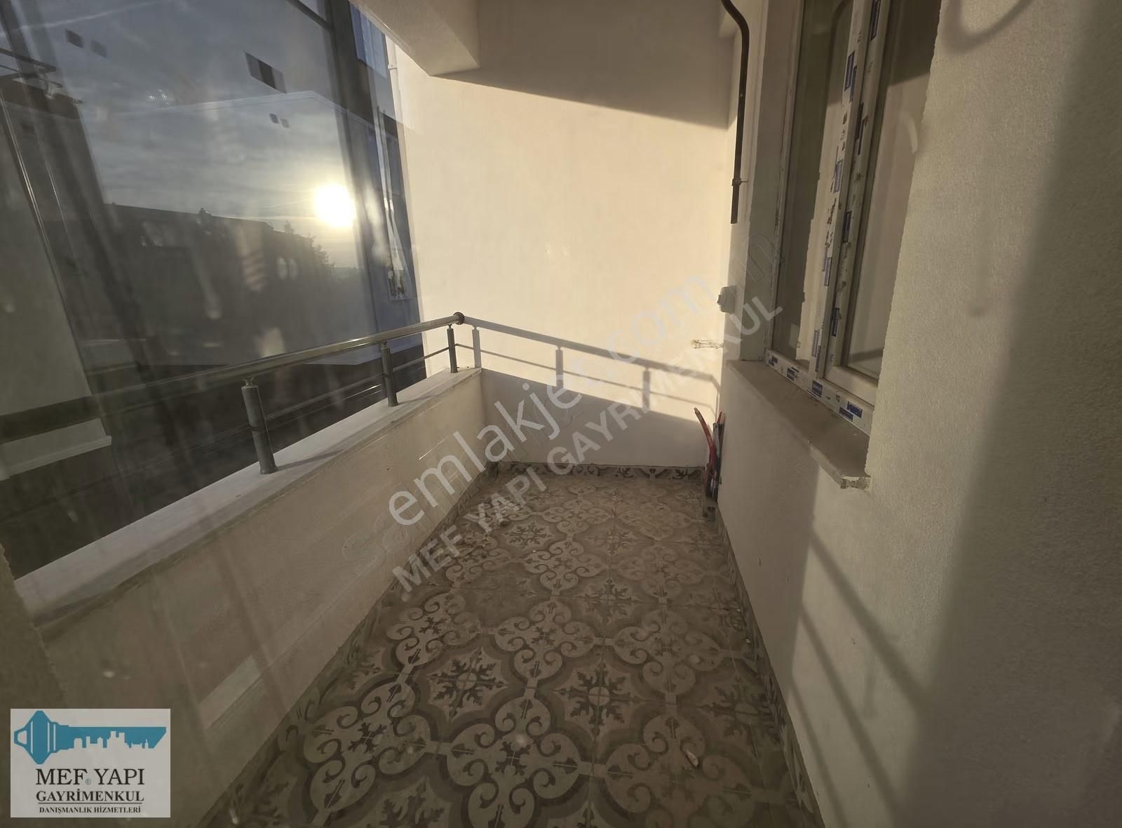 Mefe Yapı'dan Havuzlu Sitede Fırsat Satılık 1+1 Daire - Görsel 12