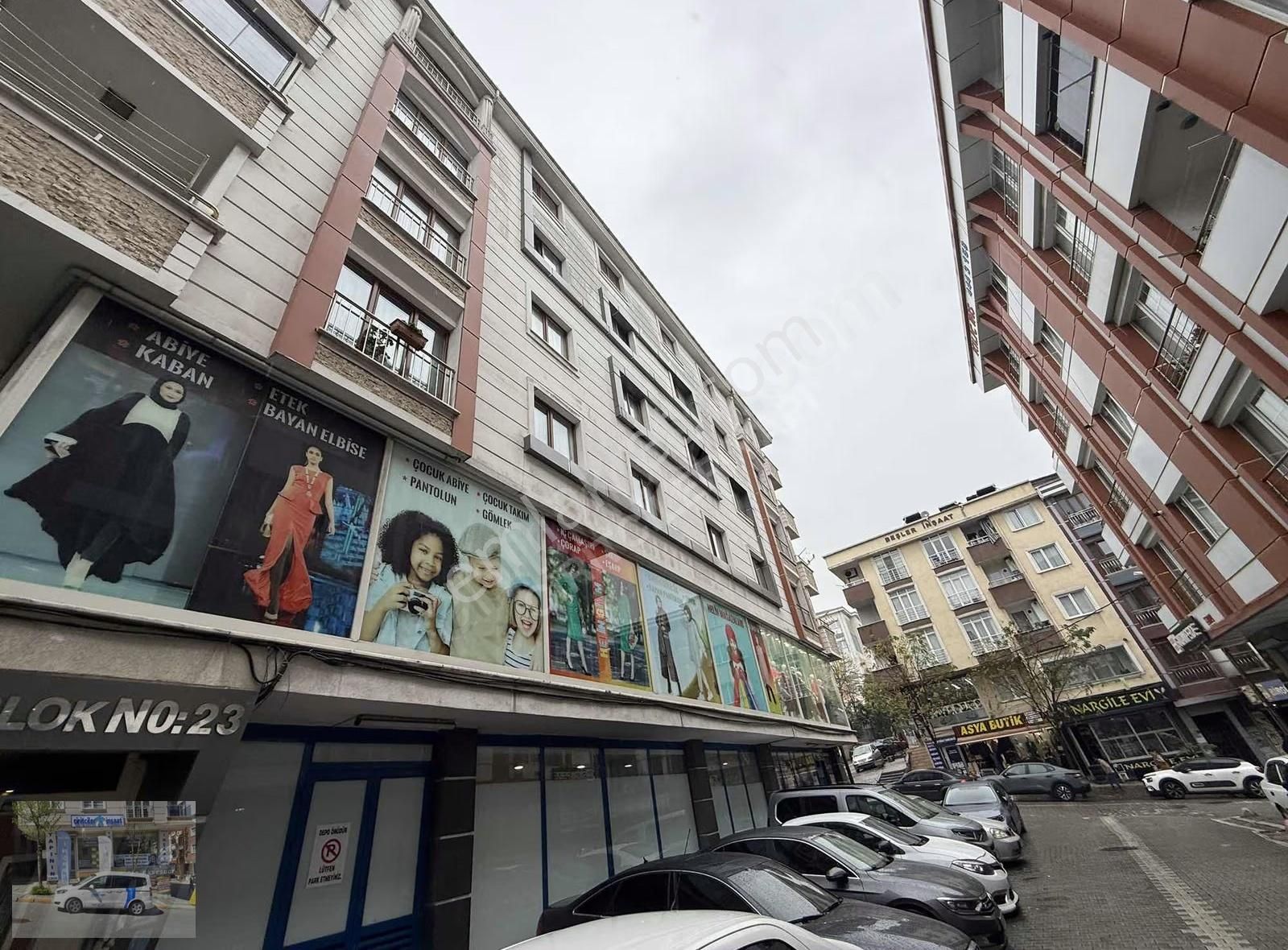 Ufuk Caddesinde 2+1 Ebeveyn Banyolu Geniş Daire