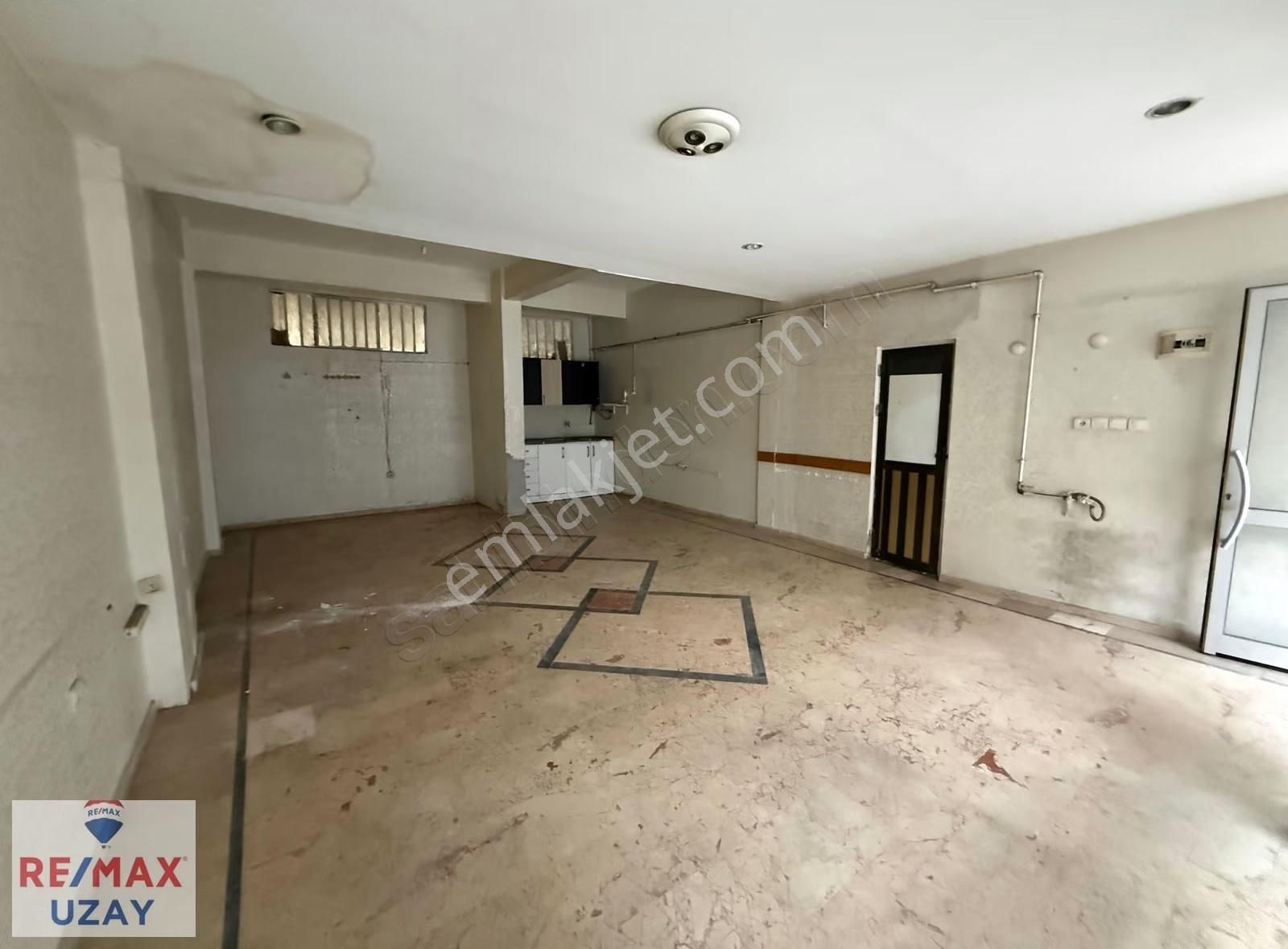 Sultangazı Cebecıde 54 M² Kıralık Dükkan Mutfak & Wc Mevcut - Görsel 11