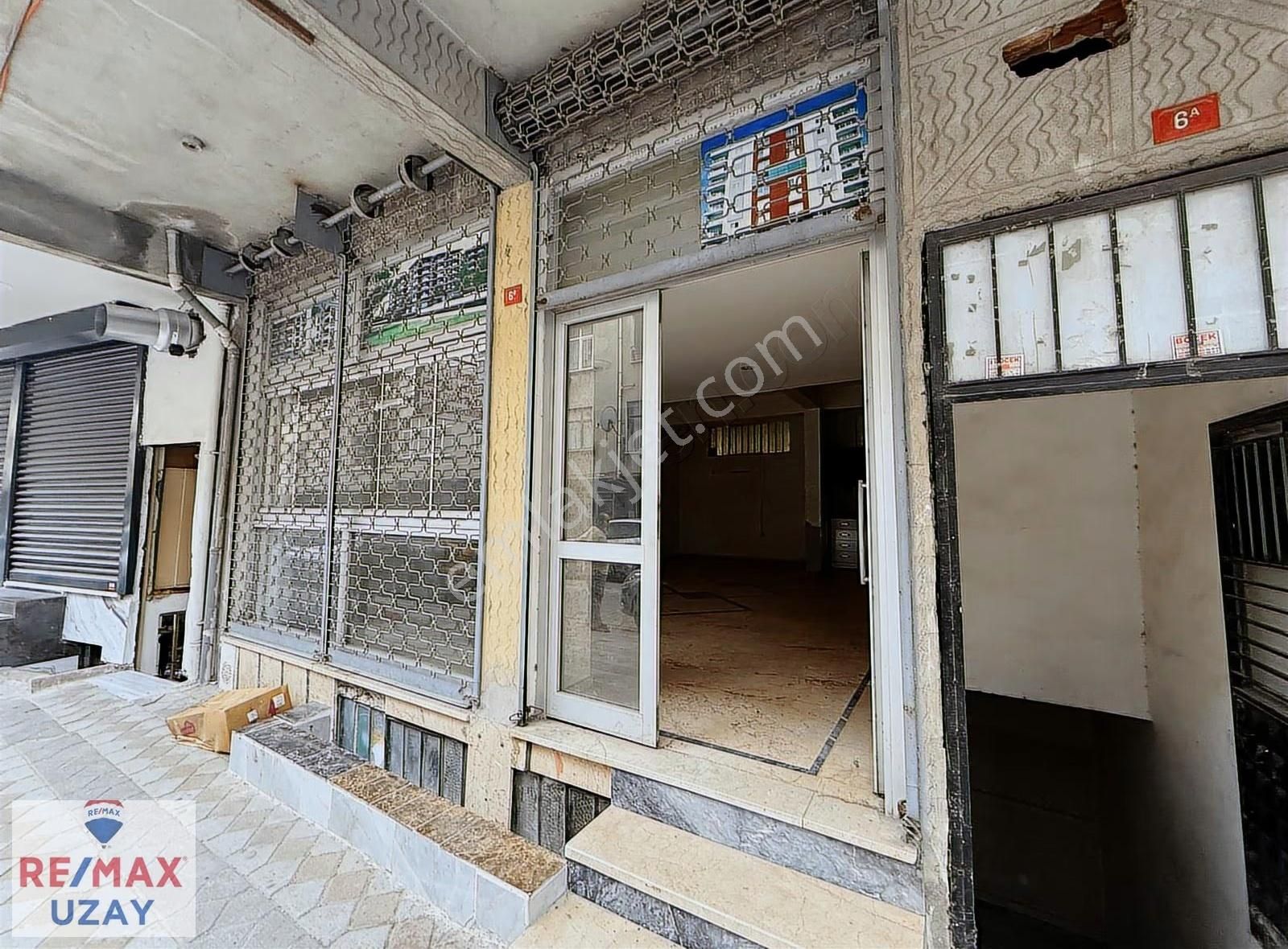 Sultangazı Cebecıde 54 M² Kıralık Dükkan Mutfak & Wc Mevcut - Görsel 4