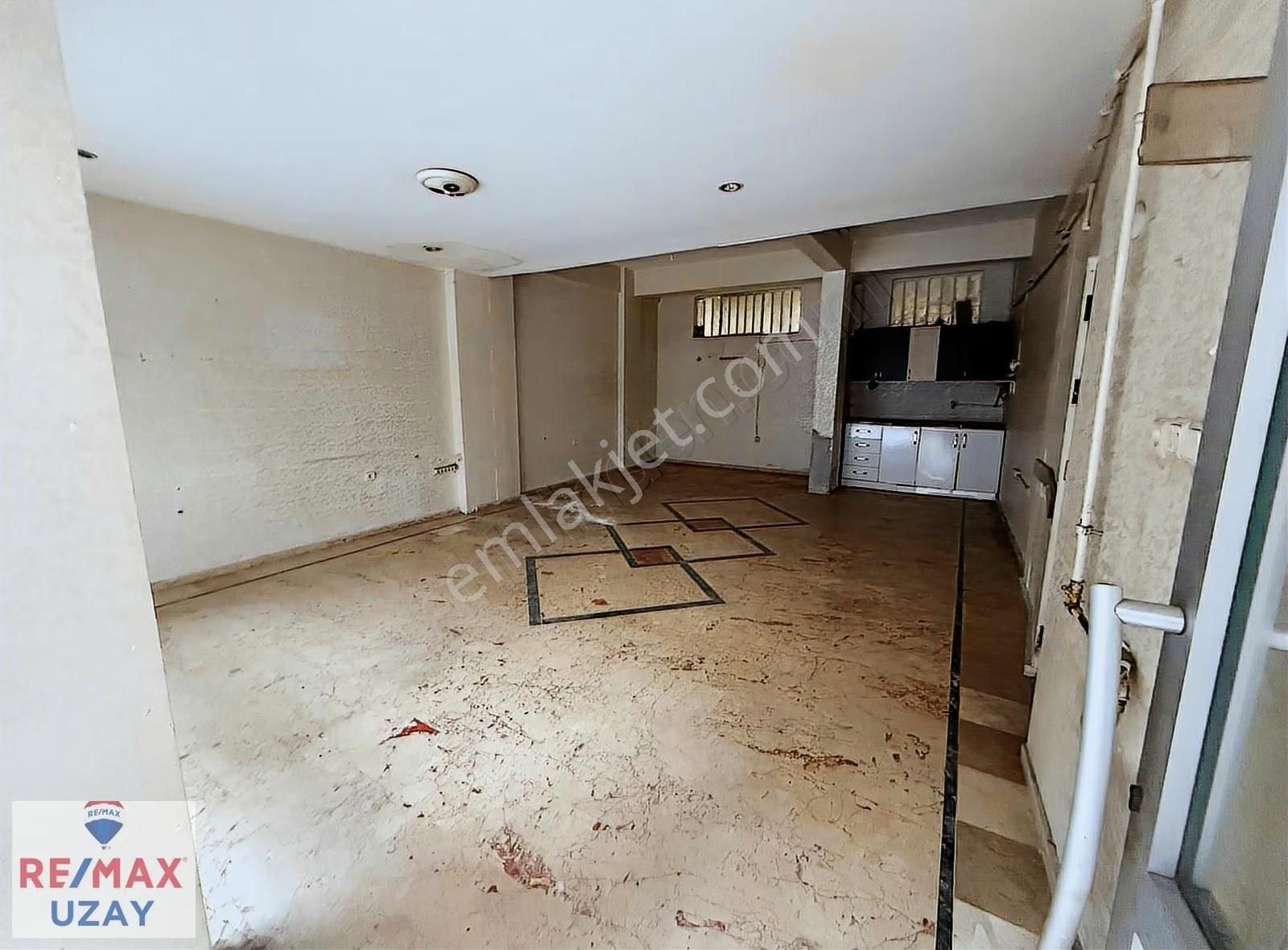 Sultangazı Cebecıde 54 M² Kıralık Dükkan Mutfak & Wc Mevcut - Görsel 5