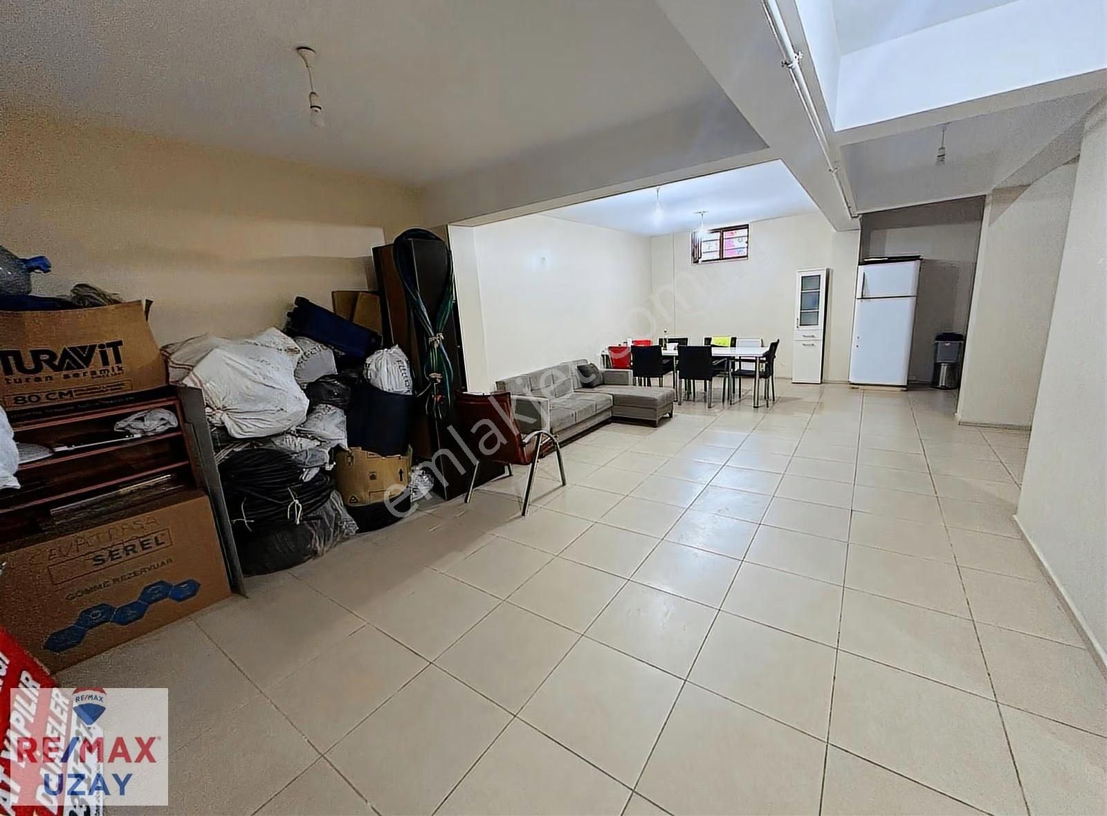 Aliya İzzet Begoviç Caddesinde 170 M² Geniş Kiralık Dükkan - Görsel 15